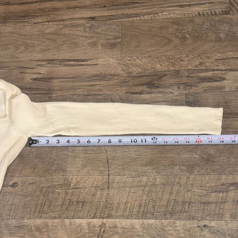 The Limited Ivory Ribbed Knit Top - Picture 9 of 9